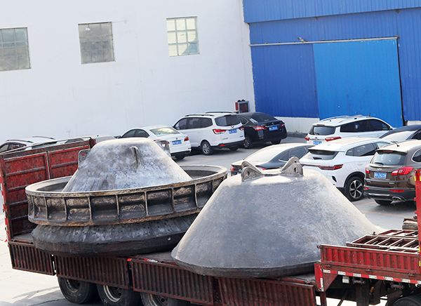 大型鑄造加工廠家講解鑄件的金屬凝固過程中存在哪些問題？