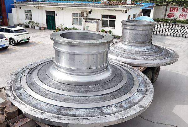 鑄鋼件加工廠家如何應(yīng)對(duì)大型鑄鋼件加工過程中出現(xiàn)的熱應(yīng)力問題？