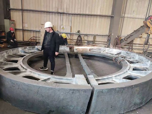 大齒輪質(zhì)量如何？不多說，大齒輪加工廠家領(lǐng)你去參觀